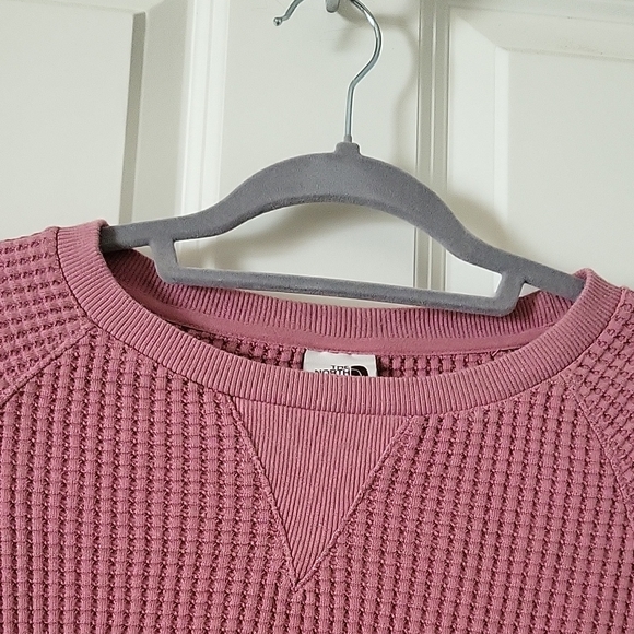 The North Face Chabot Crew Sweater Pink Waffle Knit Women’s Medium - Picture 5 of 9